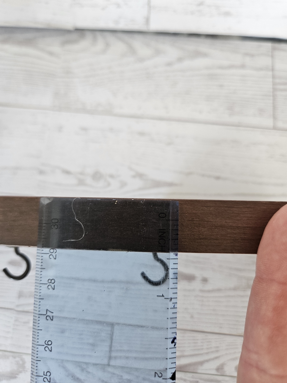VINTAGE WOODEN KEY HOLDER - Picture 6 of 7